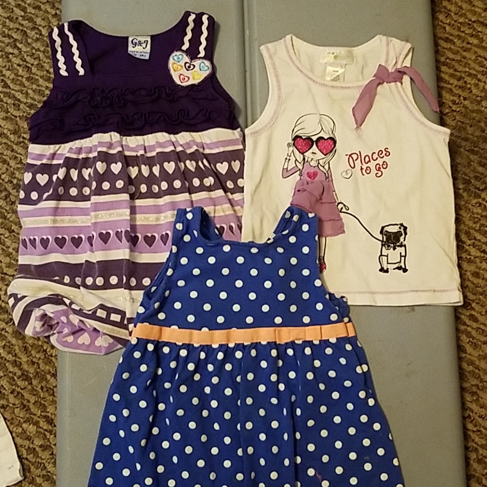 Set of tops